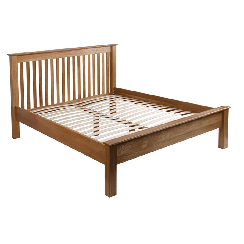 Features of Modern Oak Bedroom Set