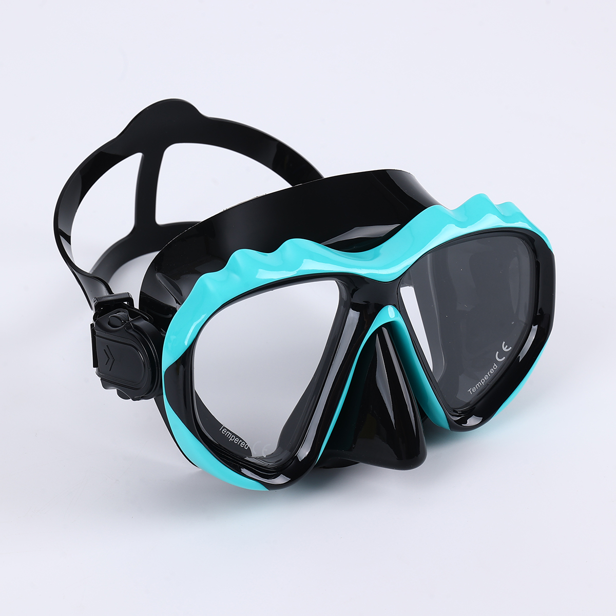 Professional Diving Mask Buying Guide: What to Consider Before Your Next Dive